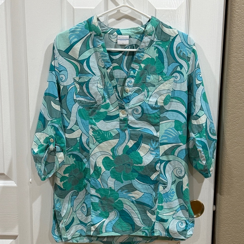Columbia Colorful Abstract Print Blouse size medium